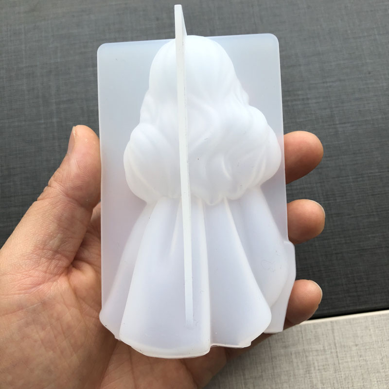 3D Cute Princess Silicone Cand - مراجعة Soap Making Kit وسعره