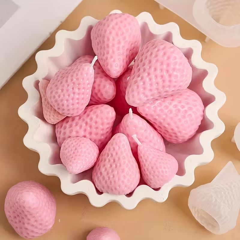Strawberry Silicone Candle Mol - مراجعة Soap Making Kit وسعره