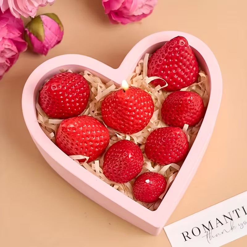 Strawberry Silicone Candle Mol - مراجعة Soap Making Kit وسعره